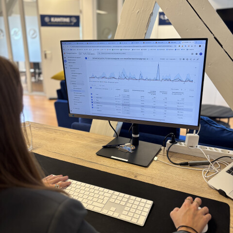 Traffic motivators12